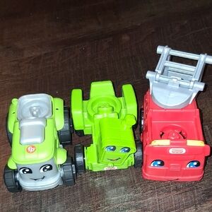 Fisher-Price Red and Green Smiling Toy Vehicle Set